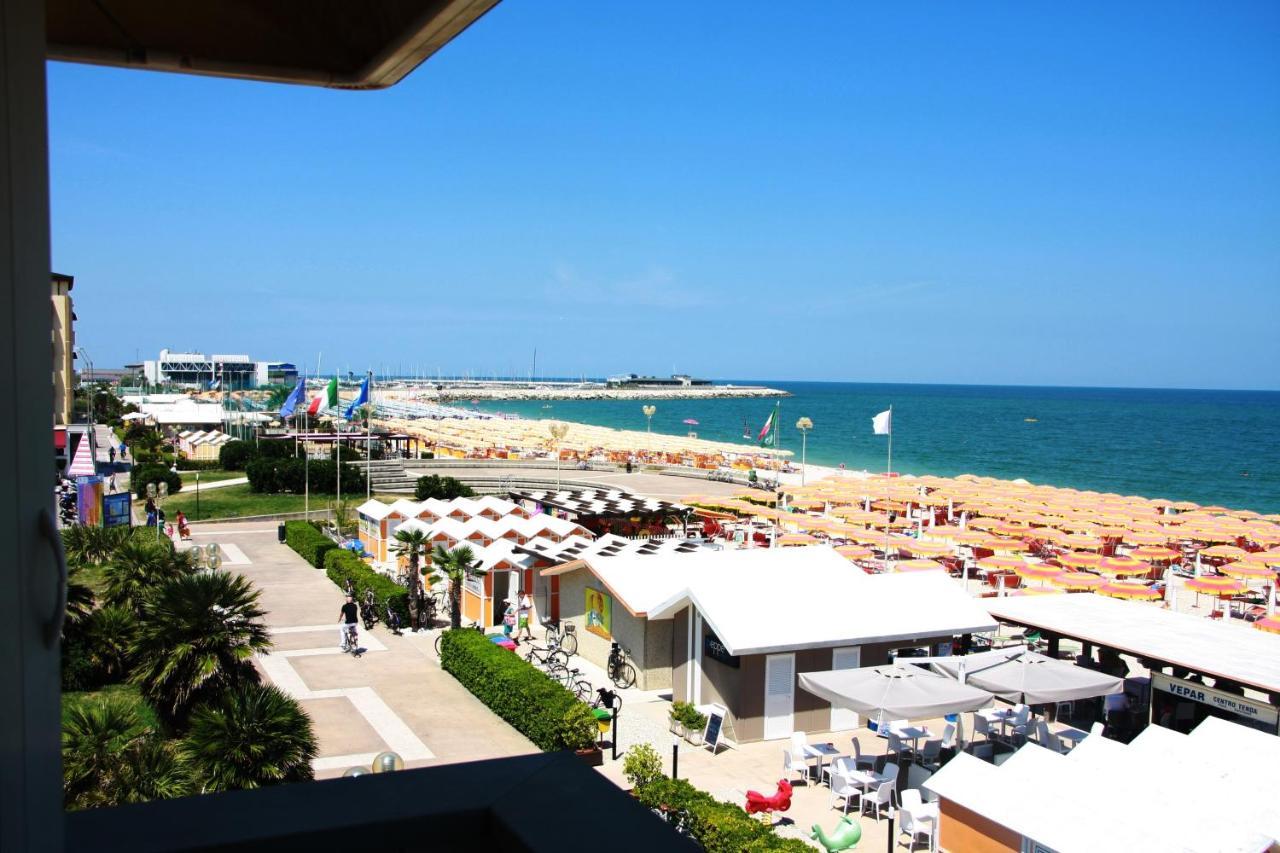 Hotel Angela Fano Zewnętrze zdjęcie