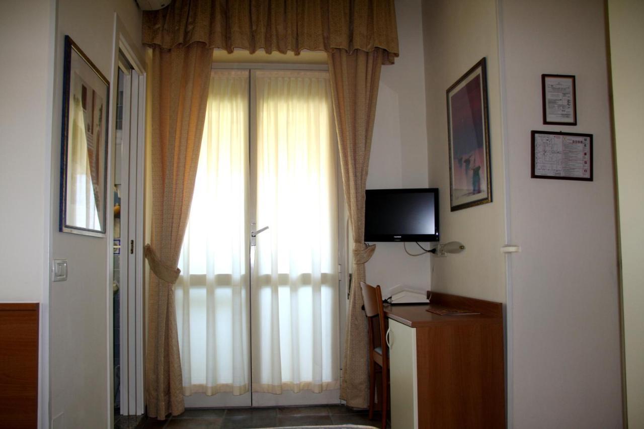 Hotel Angela Fano Zewnętrze zdjęcie