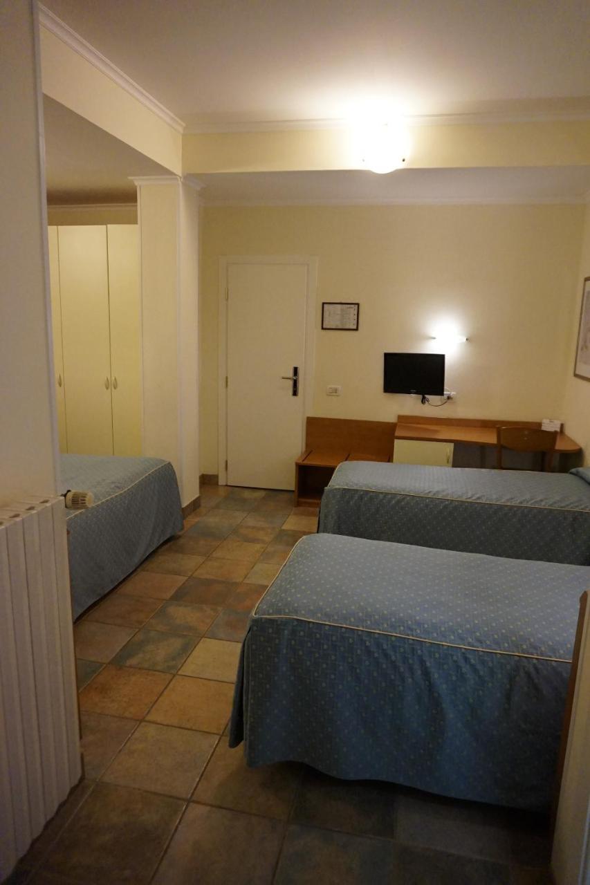 Hotel Angela Fano Zewnętrze zdjęcie