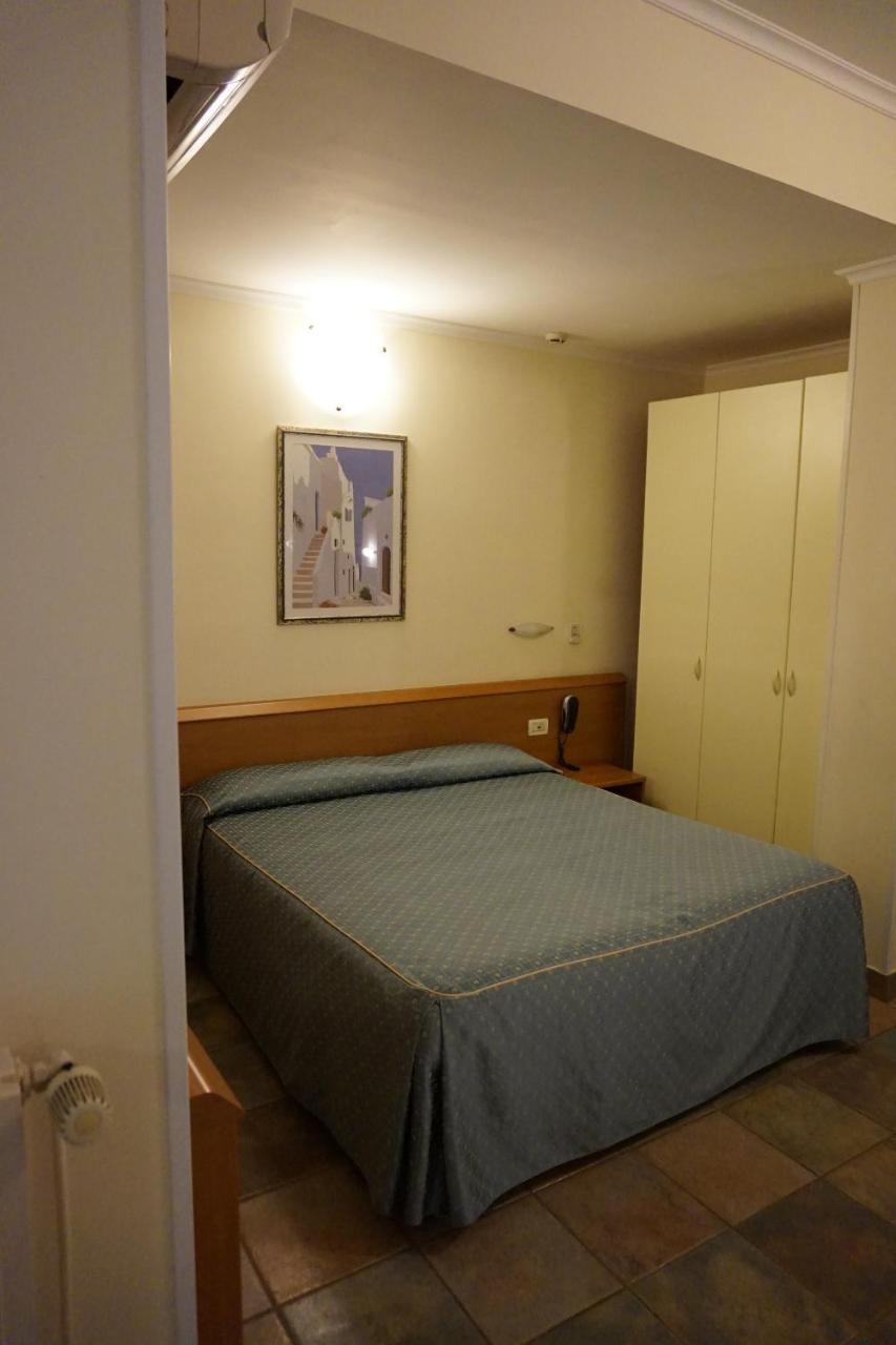 Hotel Angela Fano Zewnętrze zdjęcie