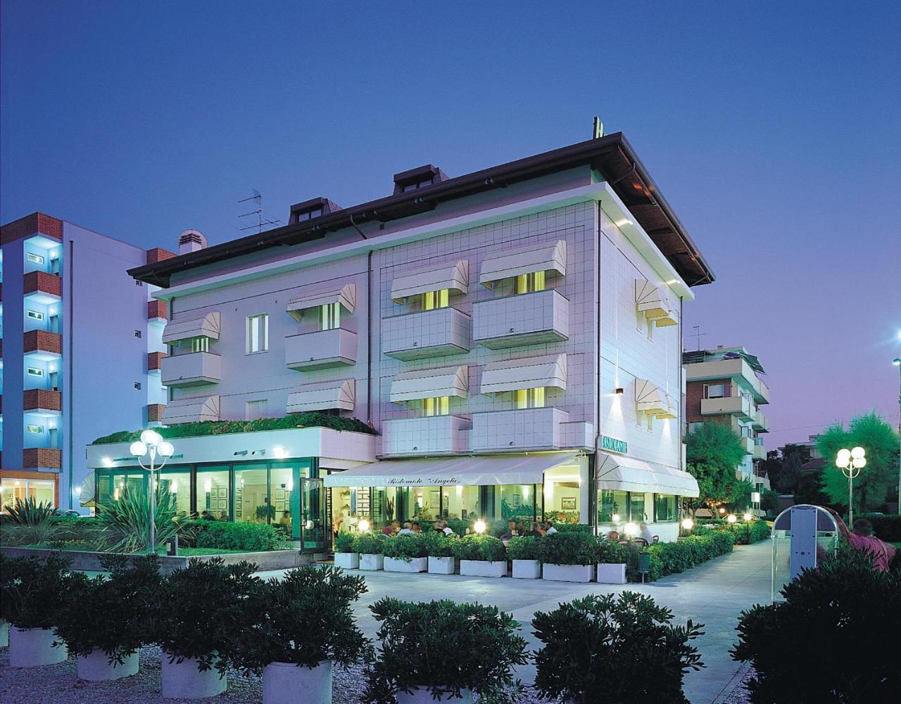 Hotel Angela Fano Zewnętrze zdjęcie