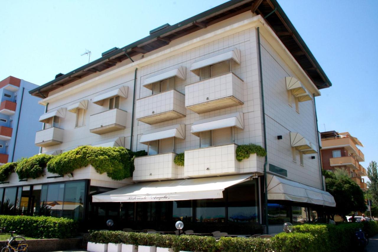 Hotel Angela Fano Zewnętrze zdjęcie